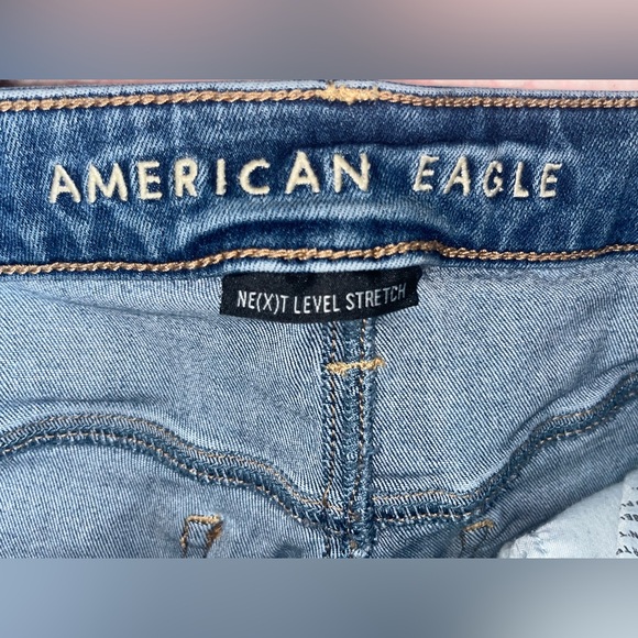 AE Women’s 360 Next Level Stretch Super Hi-Rise Distressed Jegging - Blue - 6 - Picture 4 of 7